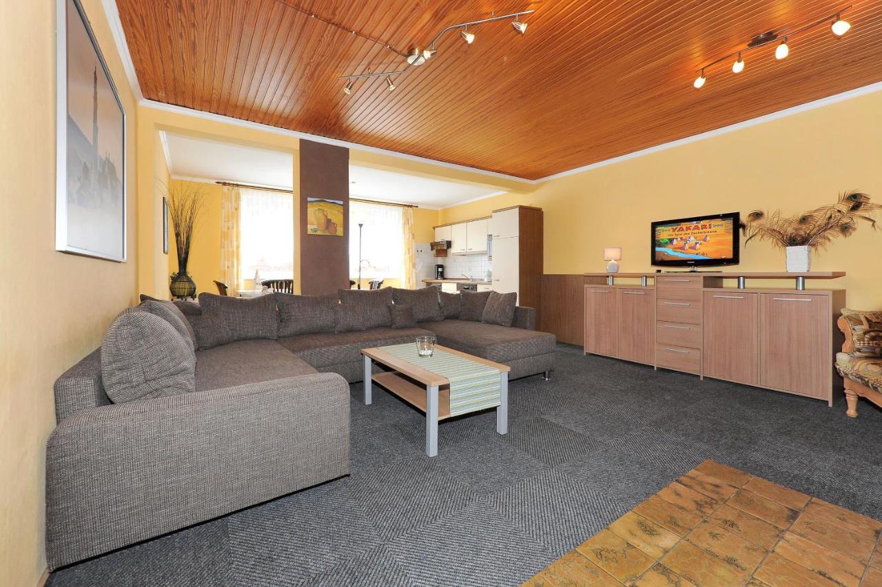 Friesenmeer Ferienwohnung Eins Bensersiel Ngoại thất bức ảnh